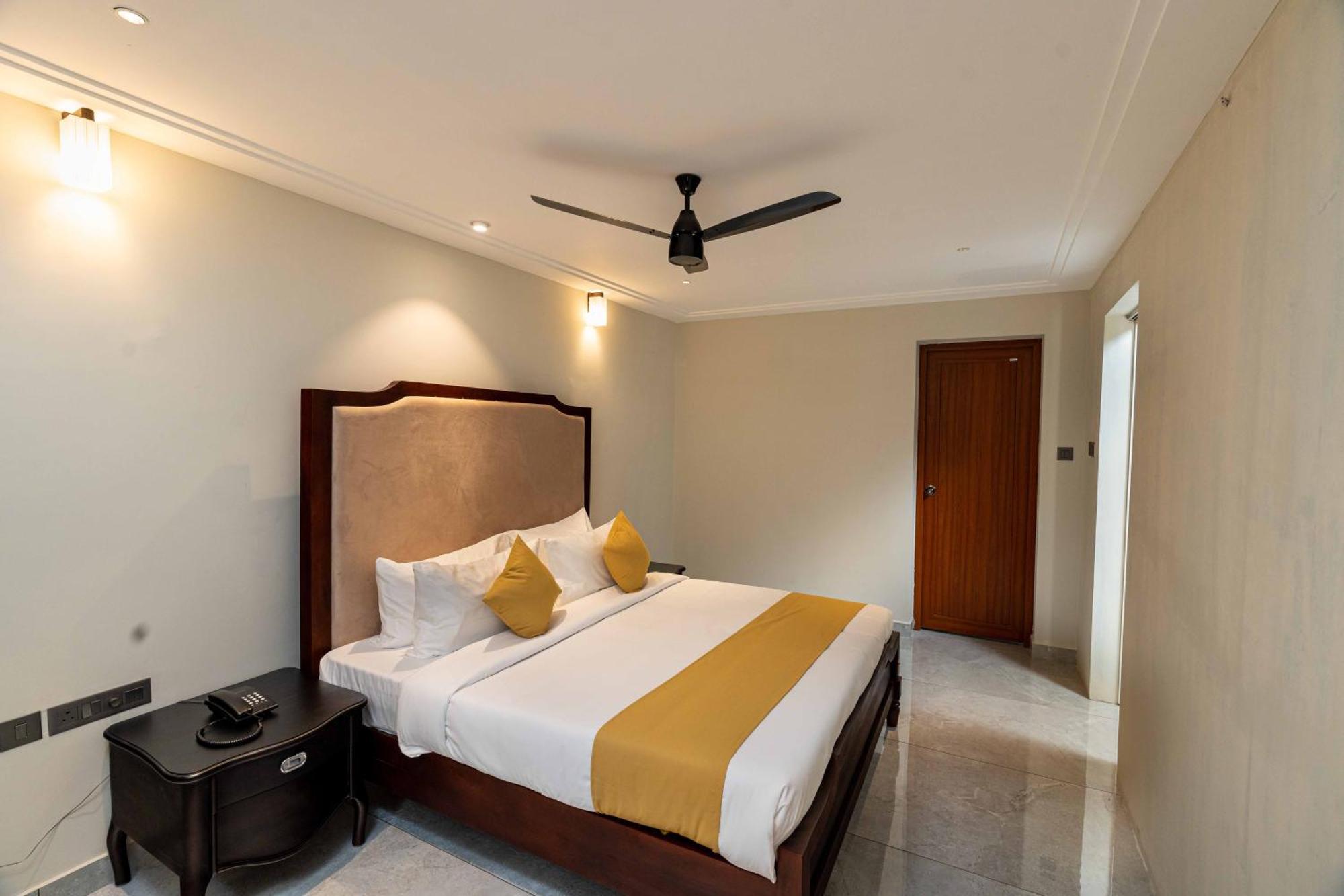 Hotel Court 11 By Dimora à Kochi Extérieur photo