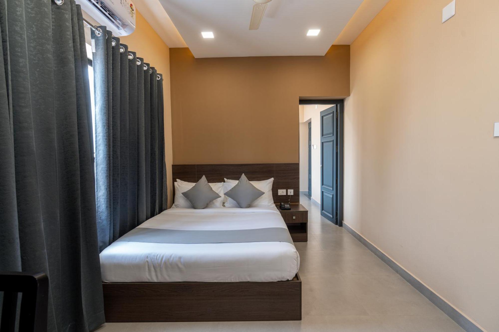 Hotel Court 11 By Dimora à Kochi Extérieur photo