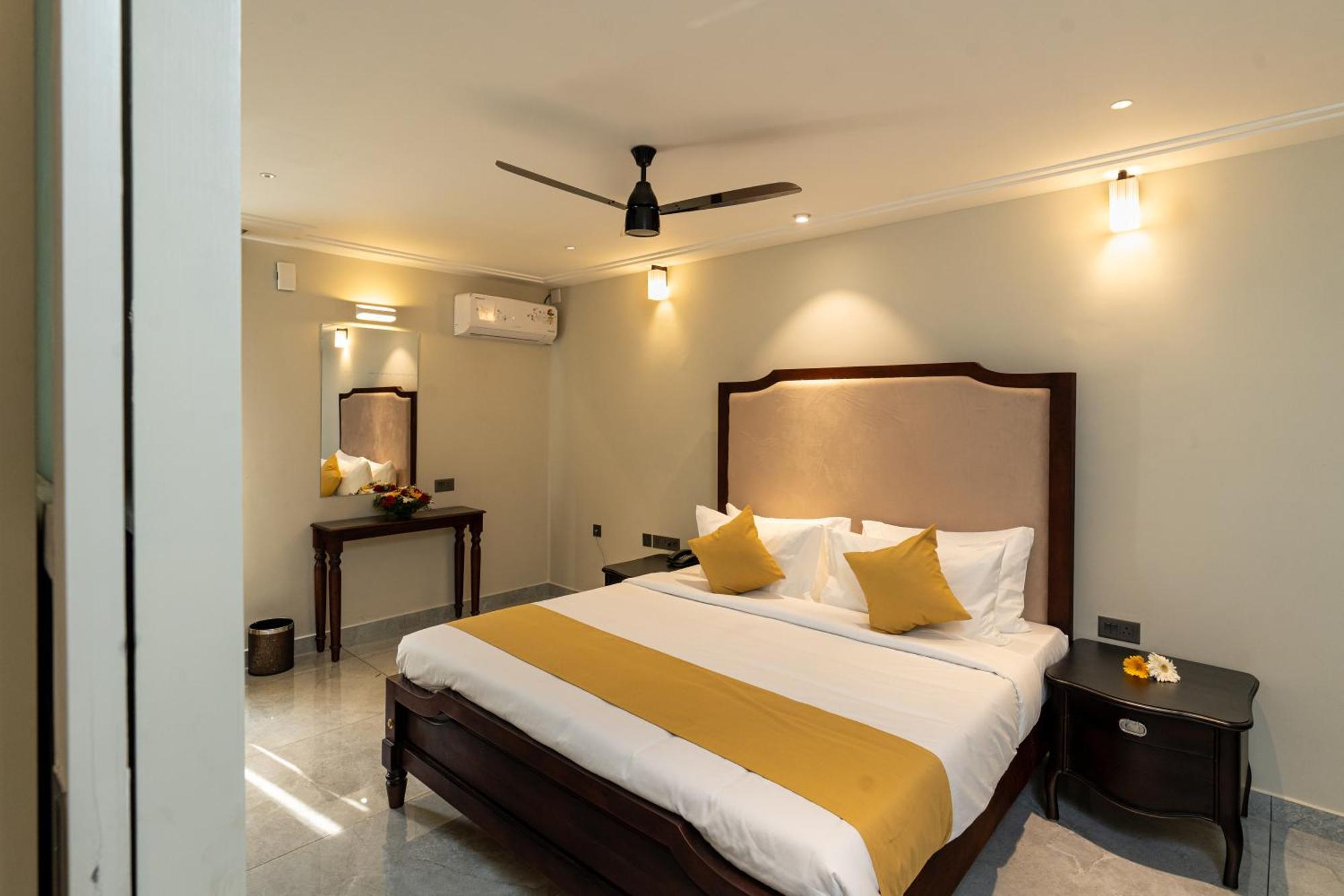 Hotel Court 11 By Dimora à Kochi Extérieur photo
