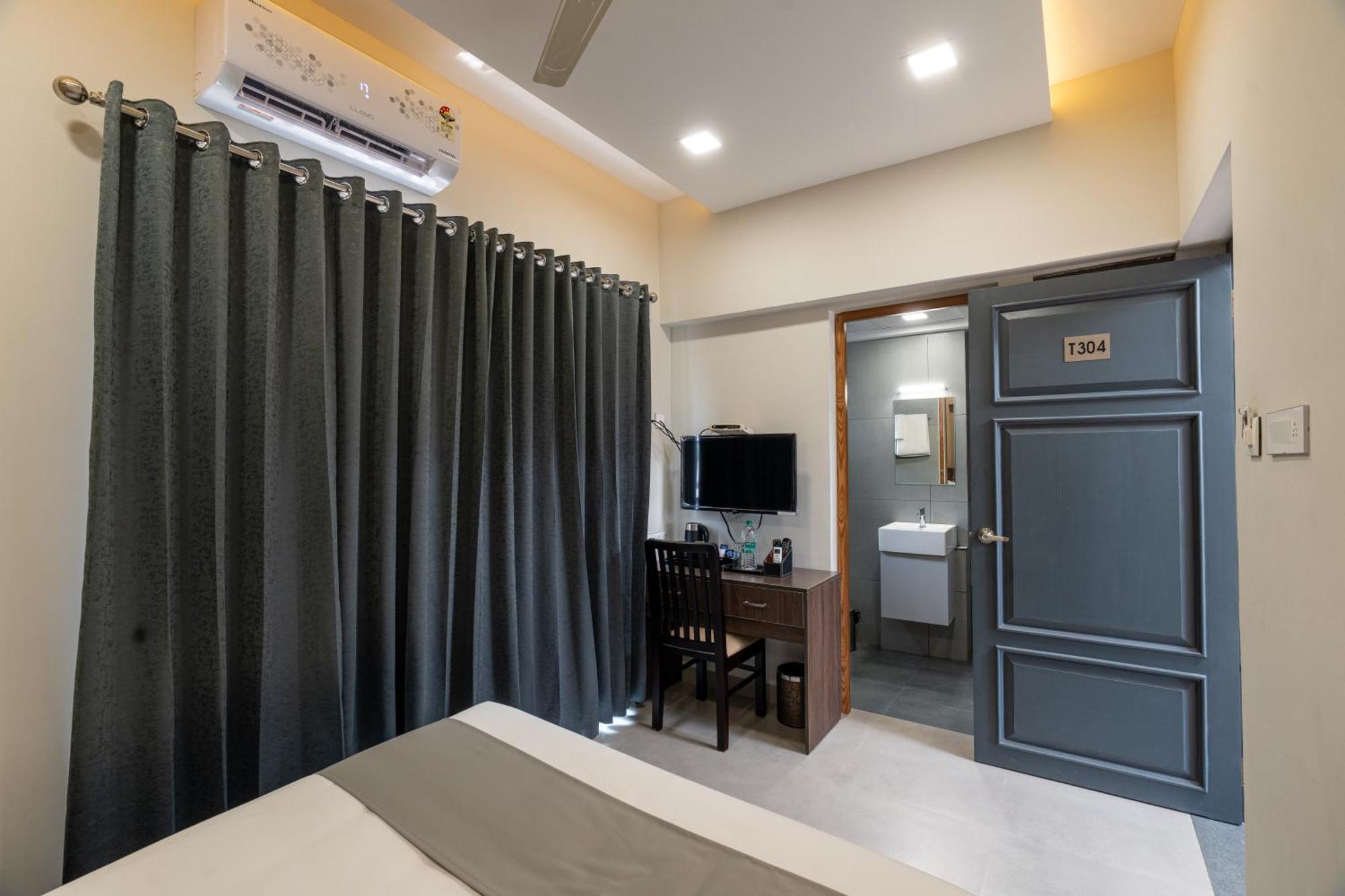 Hotel Court 11 By Dimora à Kochi Extérieur photo